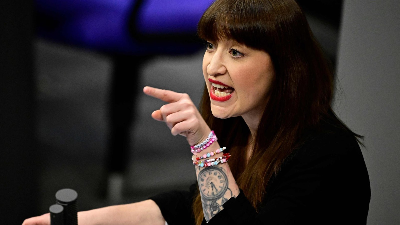 Rente-Reichinnek-triggert-die-Union-Rebell-beklagt-Spielchen-