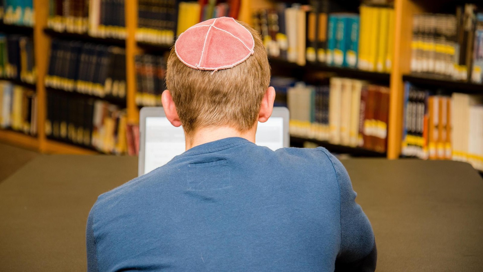 Hamburger-Student-Es-wird-salonf-higer-antisemitisch-zu-sein-
