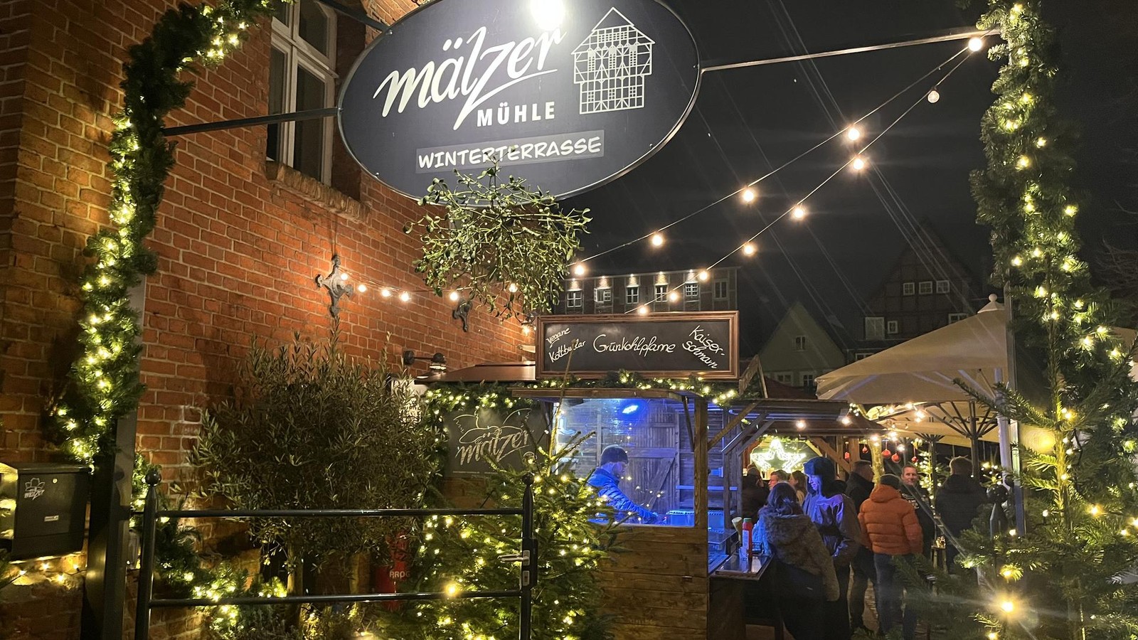 Gr-nkohl-deluxe-und-Tr-ffelpommes-Weihnachtsm-rkte-f-r-Genie-er