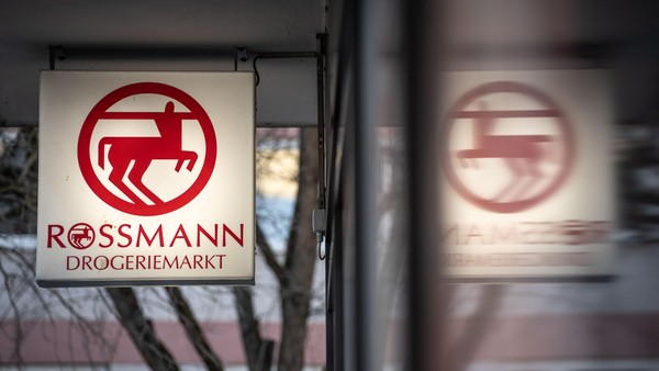 Rossmann stellt sich hinter dm – „Austritt wurde instrumentalisiert“