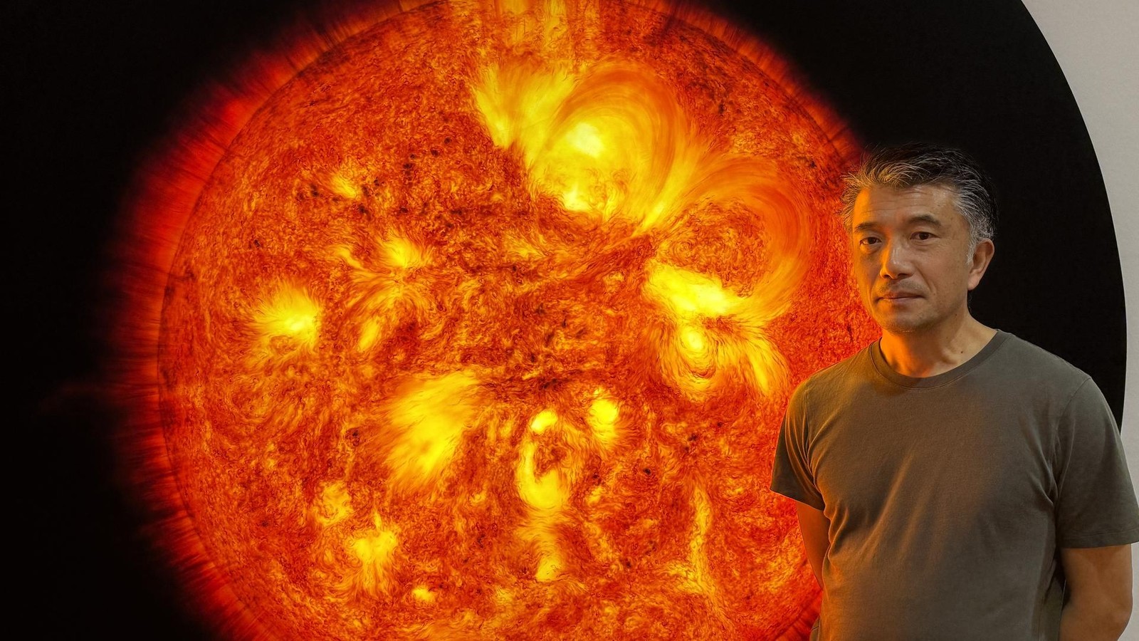 Hiroyuki-Masuyama-in-Jena-Gigantische-Lightboxen-und-die-Verbindung-von-Licht-Raum-und-Zeit