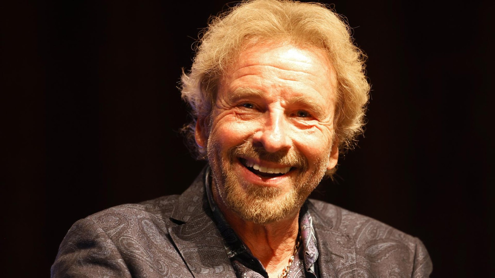 Gottschalk-hat-Krebs-Das-ist-ein-epitheloides-Angiosarkom