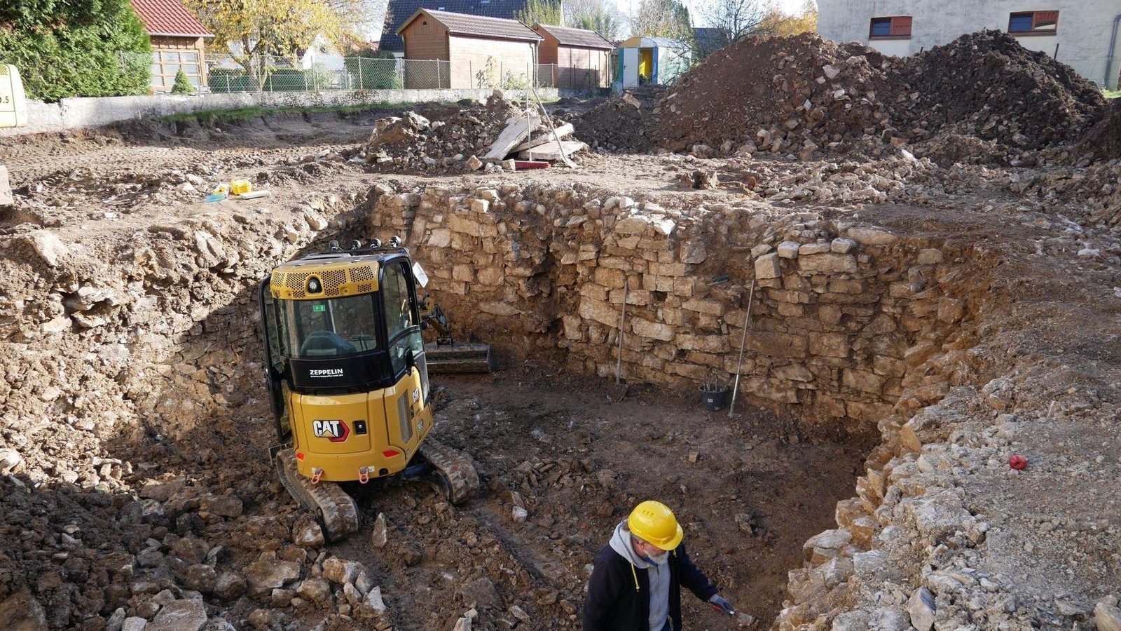 Arch-ologische-Ausgrabungen-in-NRW-Historischer-Keller-gibt-R-tsel-auf