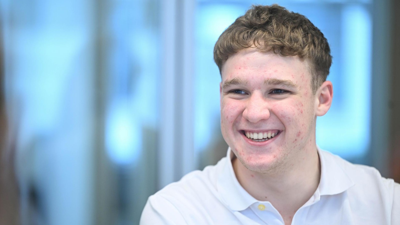 Junger-Gr-nen-Politiker-zum-Wehrdienst-Ich-bin-bereit-