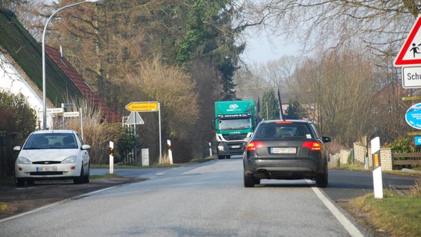 Radler (82) bei Unfall getötet: Mercedes-Fahrer vor Gericht
