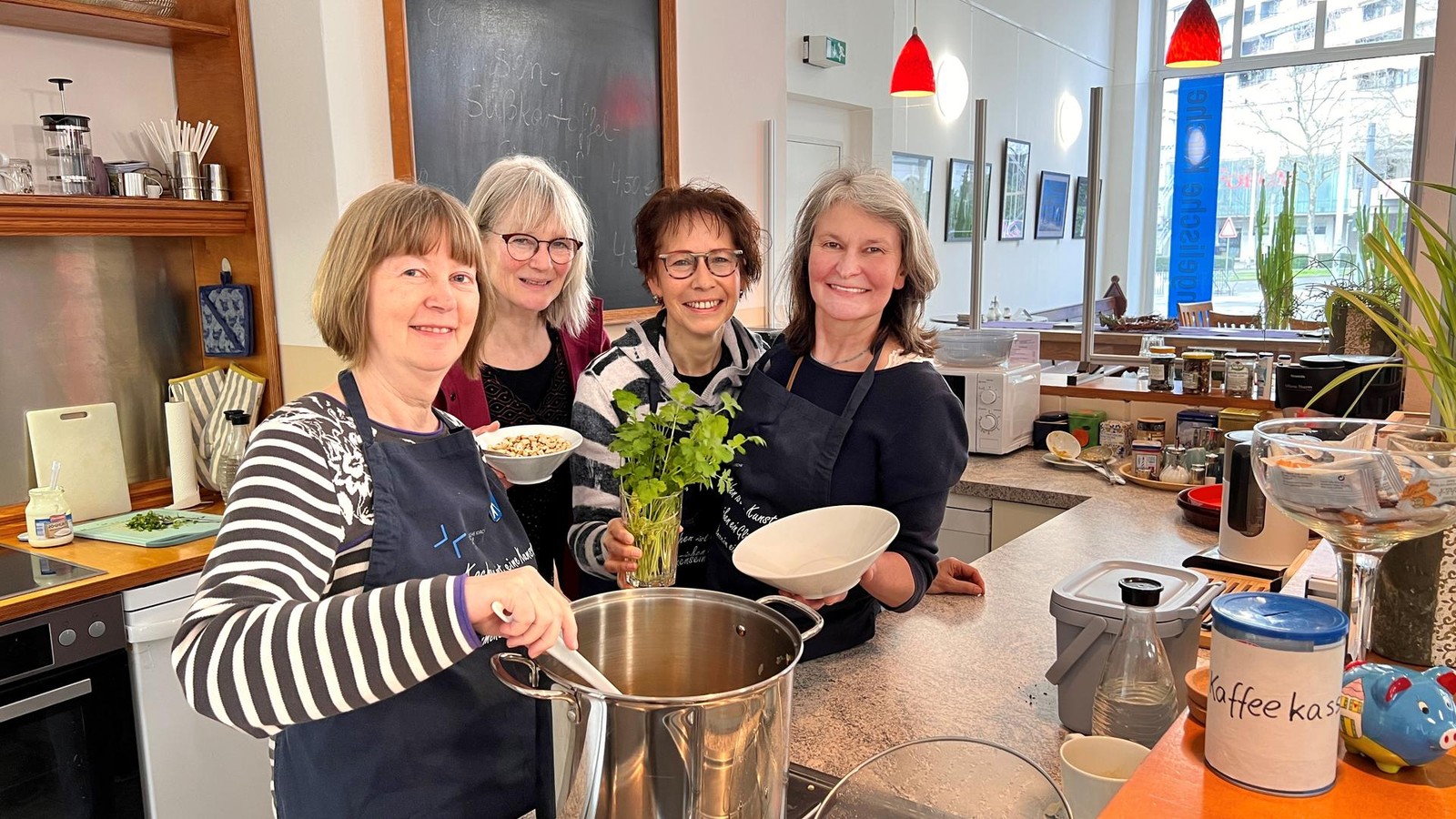 In-M-lheim-zum-kleinen-Preis-schlemmen-und-weltweit-etwas-Gutes-tun-So-geht-s