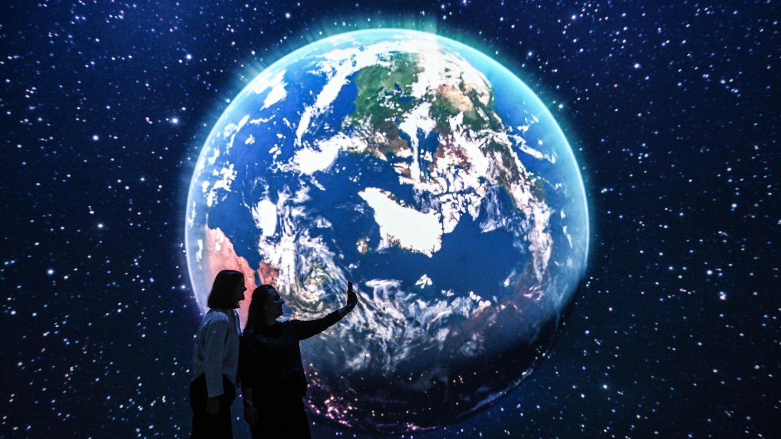 Die-k-ltesten-Orte-der-Welt-machen-in-Berlin-Station-Gro-artig-