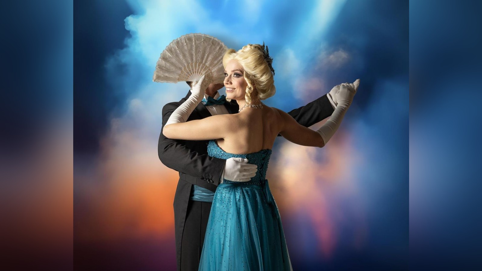 Bei-Leh-rs-Die-Lustige-Witwe-wird-virtuos-das-Tanzbein-geschwungen