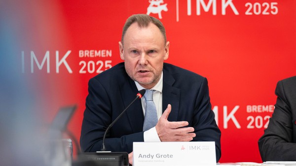 Politik und Polizei reagieren auf Vergewaltigungen im Internet