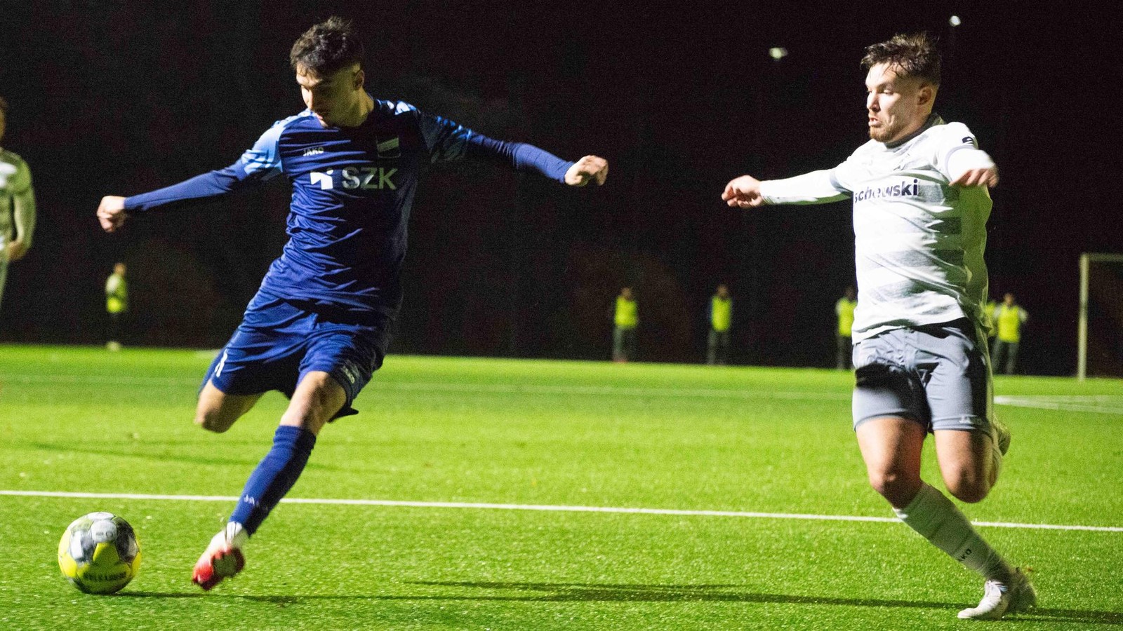 SV-Scherpenberg-liefert-Topmatch-ab-Music-taut-gegen-Bottrop-auf