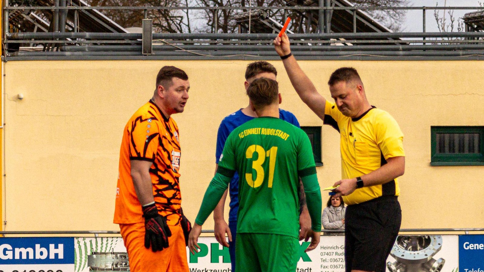 Das-sagt-der-Referee-zur-Kartenflut-beim-Rudolst-dter-Oberligaspiel