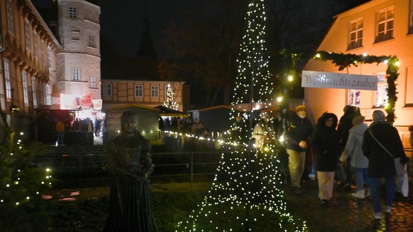 19. Fallersleber Weihnachtszauber in 22 stimmungsvollen Foto-Impressionen