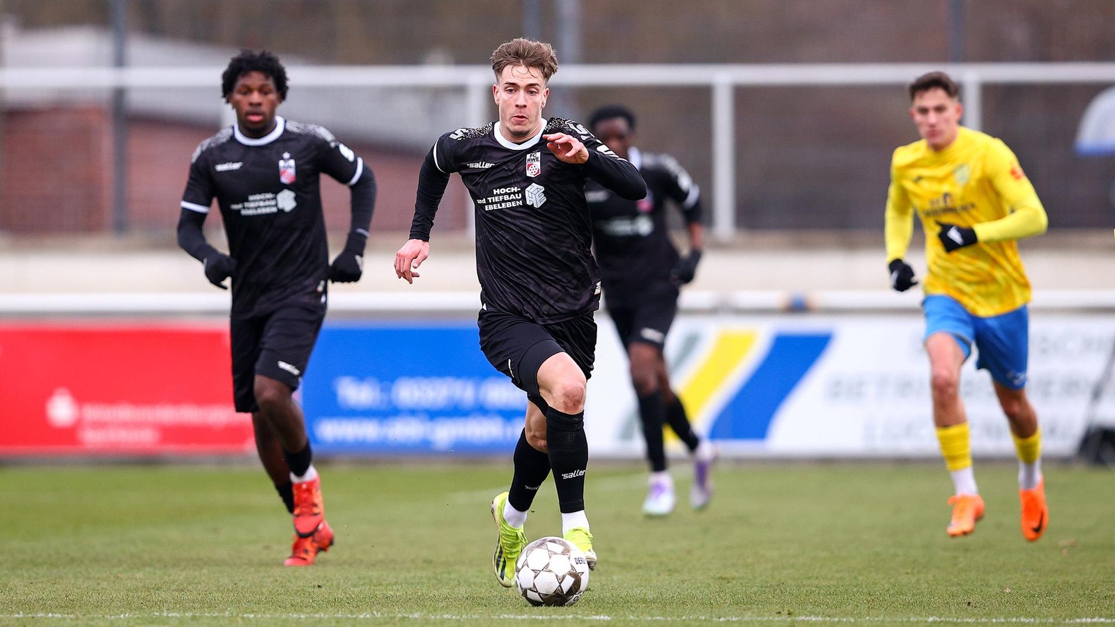 Rot-Wei-Erfurt-Was-am-Rande-der-Partie-in-Luckenwalde-passiert-ist