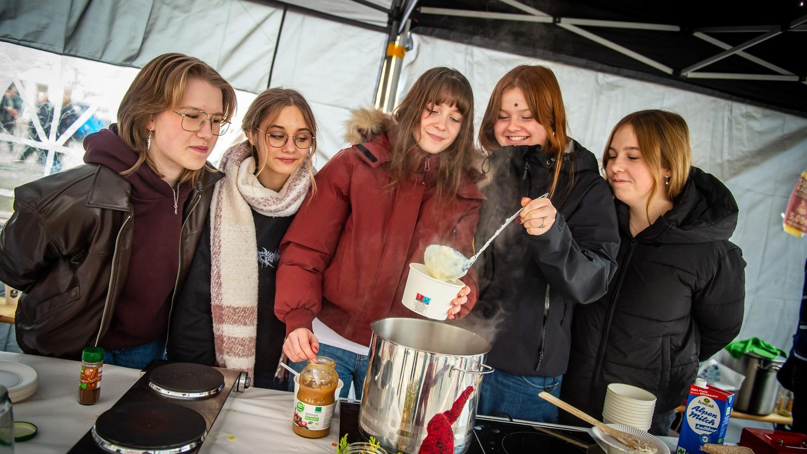 M-hlh-user-Suppen-und-Kreativmarkt-Die-Bilder