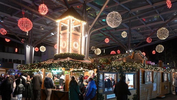 Wolfsburger Weihnachtsmarkt: Öffnungszeiten, Stände und Programm im Überblick
