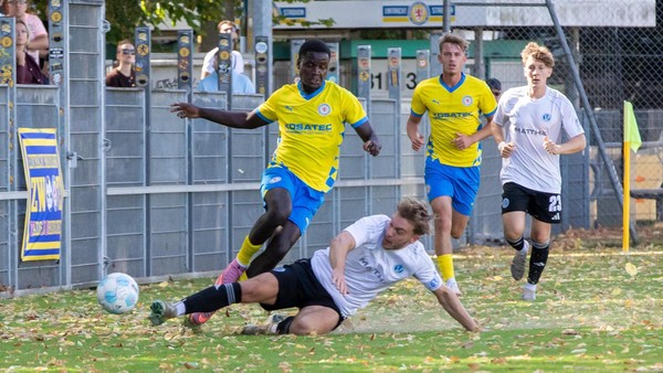 Dieser Angreifer von Eintracht Braunschweig kickte früher mit Wanner und Musiala