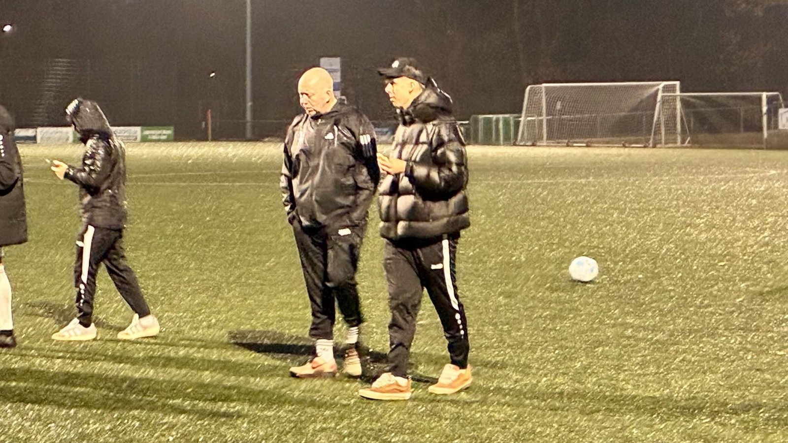 Wenig-Derby-viele-Tore-GSV-Moers-h-lt-in-Budberg-nur-20-Minuten-gut-mit