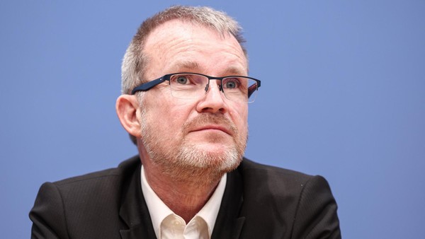 Chef der Techniker Krankenkasse rechnet mit steigenden Beiträgen