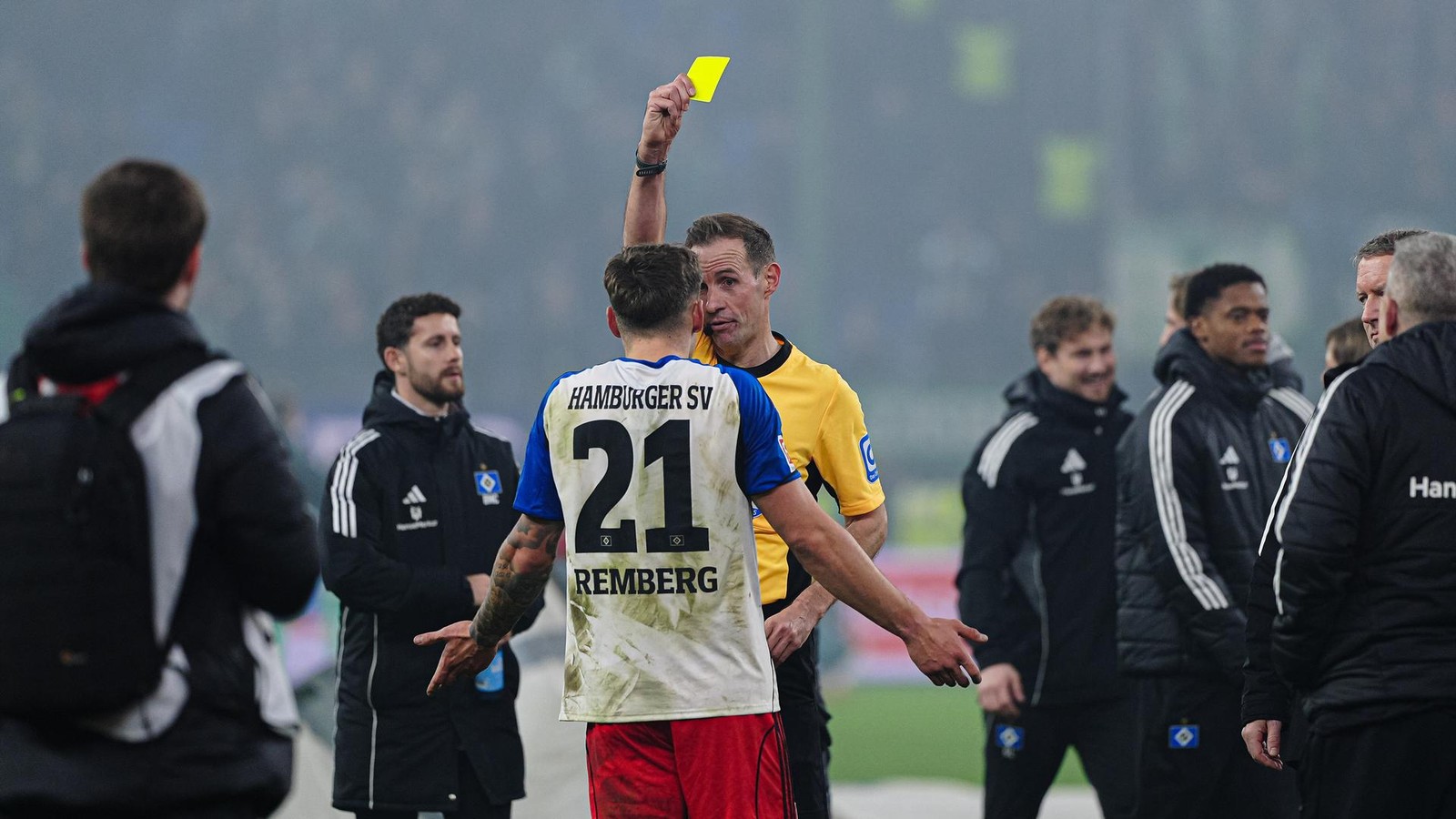 HSV-Video-geht-im-Netz-viral-Remberg-erkl-rt-die-Rudelbildung