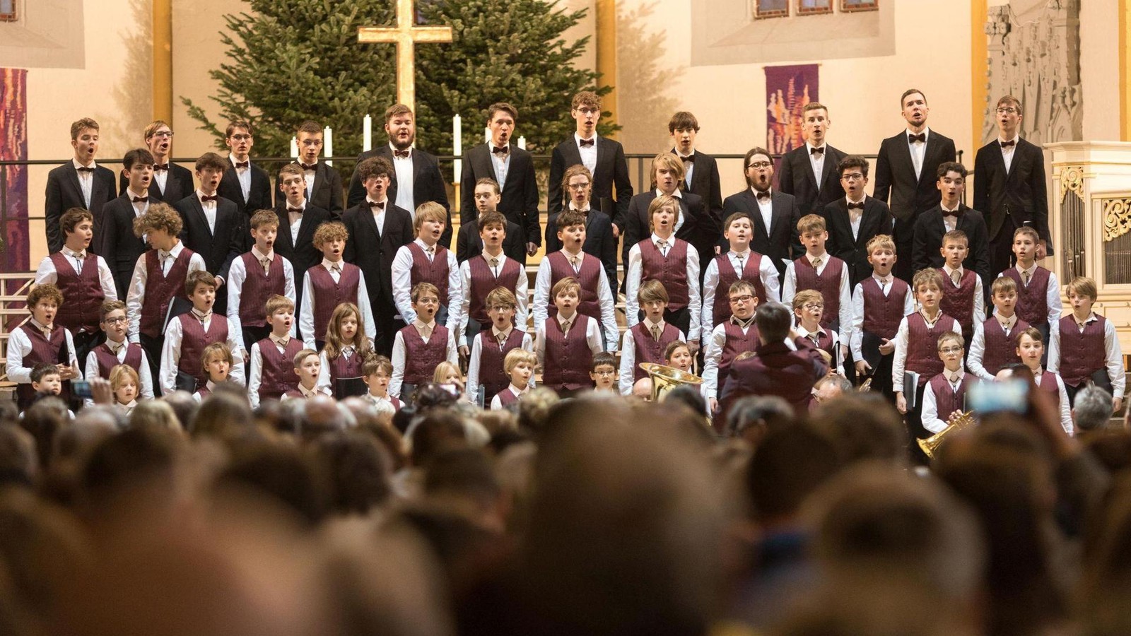 Mit-diesen-Liedern-begeistert-der-Jenaer-Knabenchor-beim-Adventskonzert