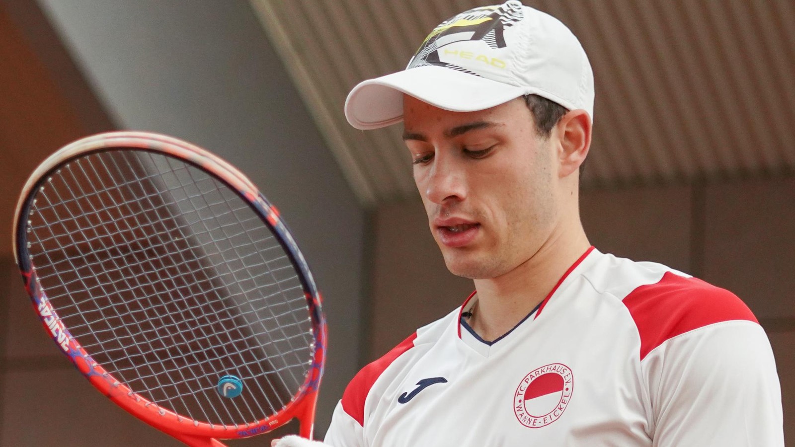 Dank-starker-Nerven-Titeltraum-statt-Abstiegskampf-f-r-Wanne-Eickeler