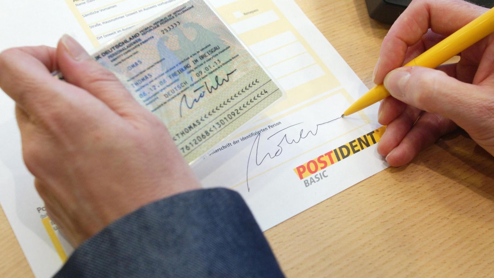 Banken-warnen-Betr-ger-nutzen-den-Service-der-Deutschen-Post