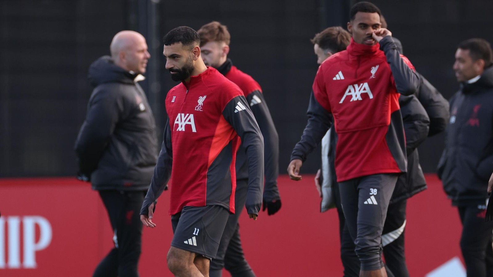 Nach-Aussagen-ber-Trainer-Arne-Slot-Liverpool-wirft-Mo-Salah-aus-dem-Kader
