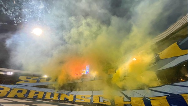DFB bittet Eintracht zur Kasse: Empfindliche Strafe durch Pyrotechnik