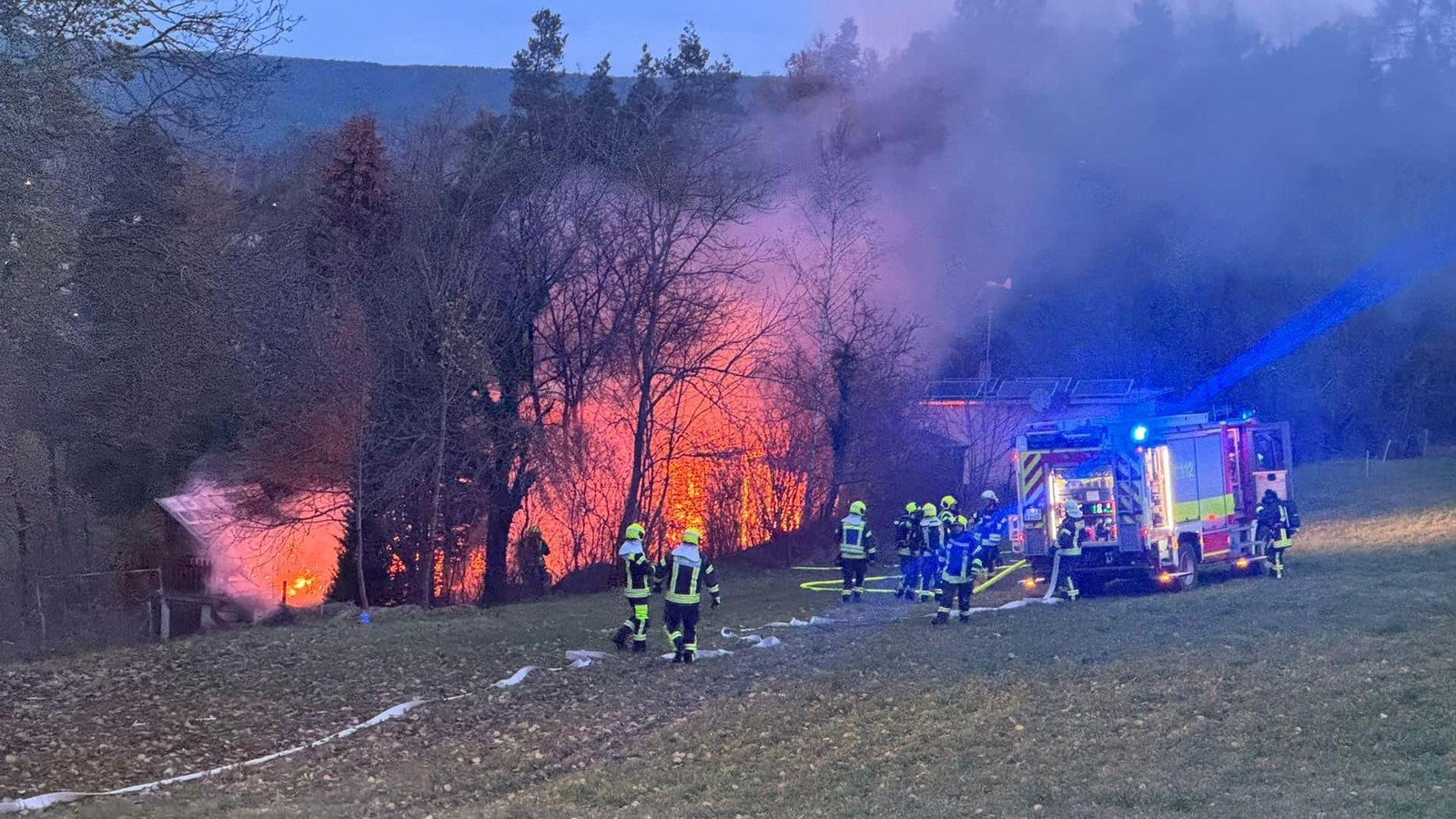 Feuerwehr-bei-Saalfeld-schl-gt-Alarm-Einsatzabbruch-weil-ein-Fahrer-fehlt