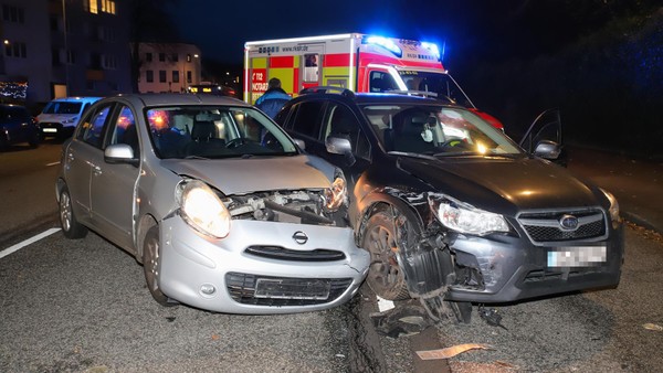 Drei Unfälle in kürzester Zeit: ein Mensch lebensgefährlich verletzt