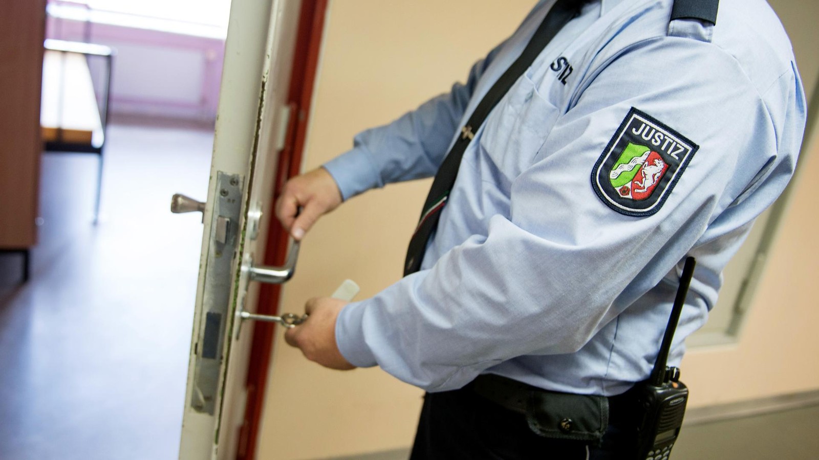 Weihnachtsamnestie-2025-200-Gefangene-in-NRW-kommen-vorzeitig-frei