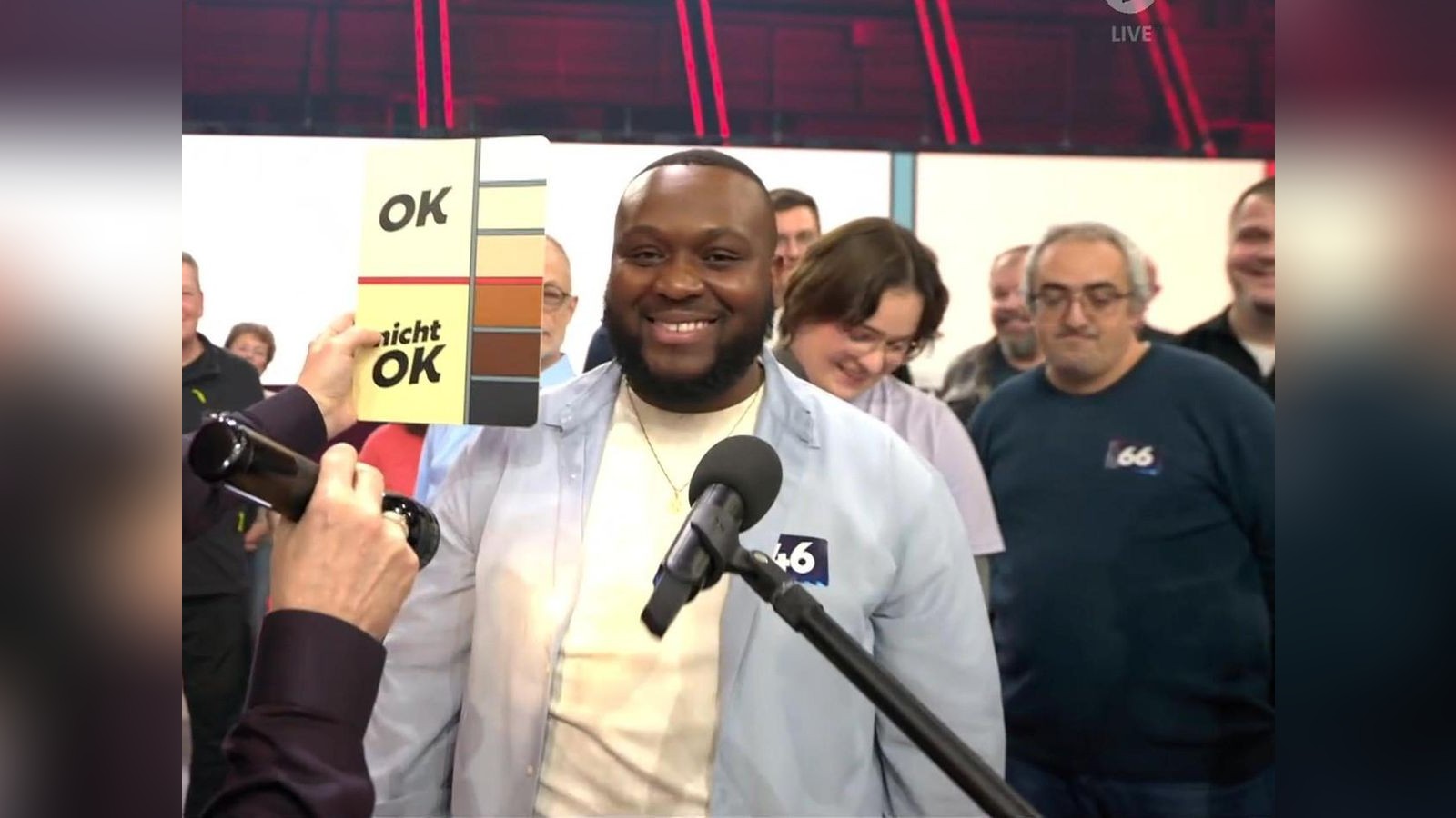 -Die-100-in-der-ARD-Satire-Experiment-endet-im-Fremdscham-Moment