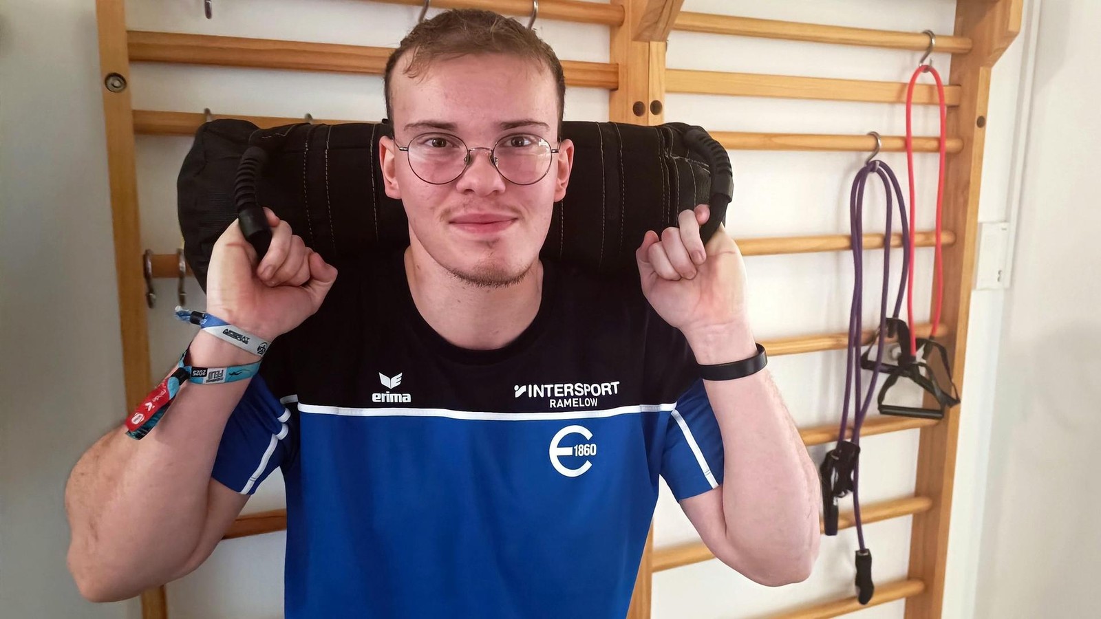 -Wurde-viel-geh-nselt-So-tankt-lernbehinderter-Lion-nun-Selbstvertrauen