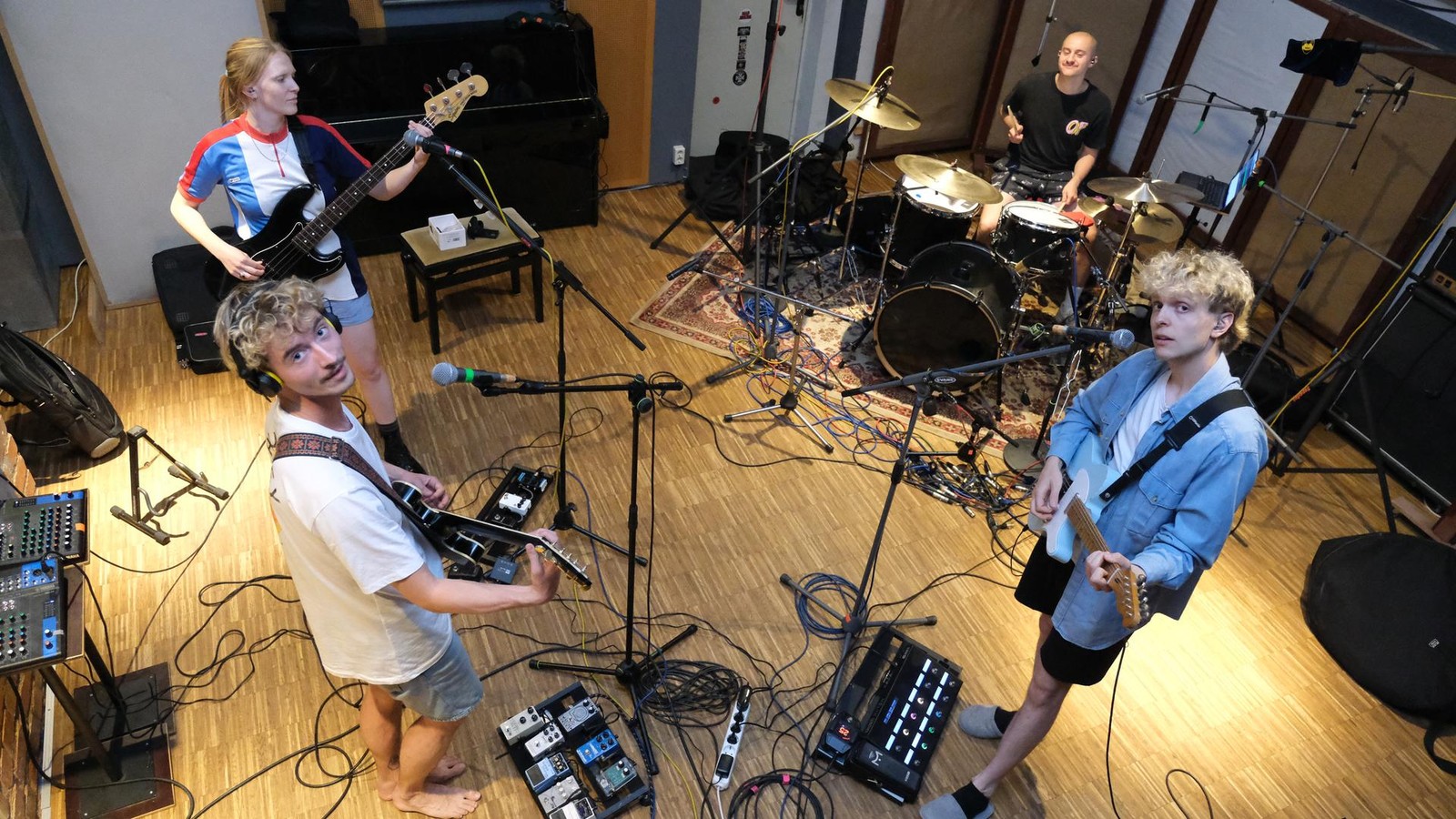 Clueso-ist-Fan-und-Freund-Erfurter-Musiker-wagt-sich-an-sein-erstes-Album