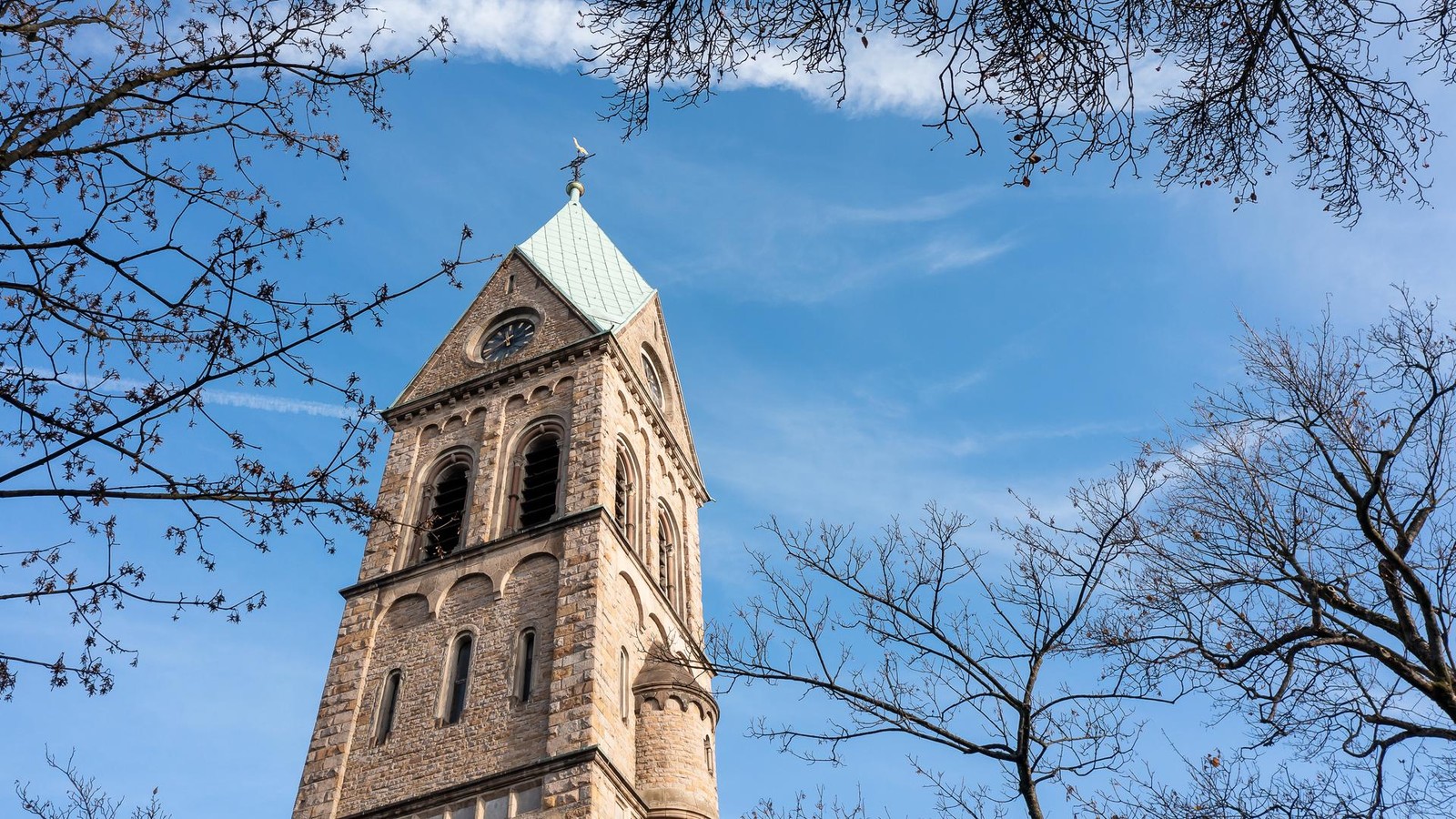 M-lheimer-Projekt-bei-Manifesta-Profanierte-Kirche-wird-zu-Ort-des-Zuh-rens