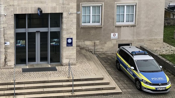 Nötigung und Rassismus: Gifhorner Polizist erhält Haftstrafe
