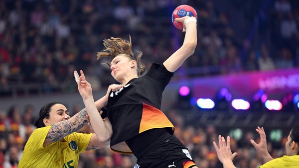 Handball-WM live! DHB-Team führt gegen Brasilien: Bricht der Viertelfinal-Fluch?