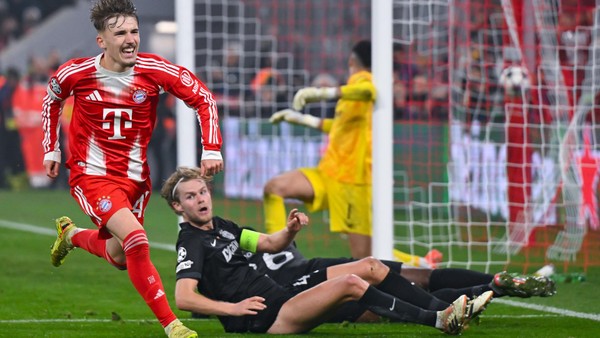 Bayern stoßen Tor zum Achtelfinale weit auf – Lennart Karl ragt heraus