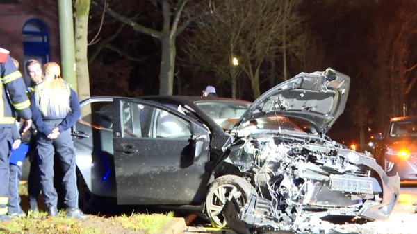 Fünf Verletzte bei Unfall in Poppenbüttel – Lachgas als Ursache?