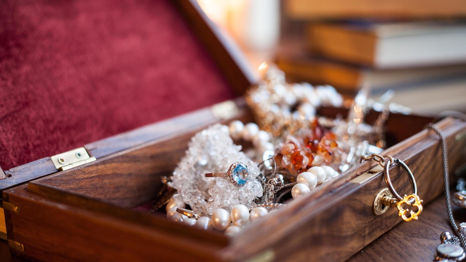 Testament-Ein-Fehler-und-die-teure-Uhr-oder-Kette-landet-beim-Falschen