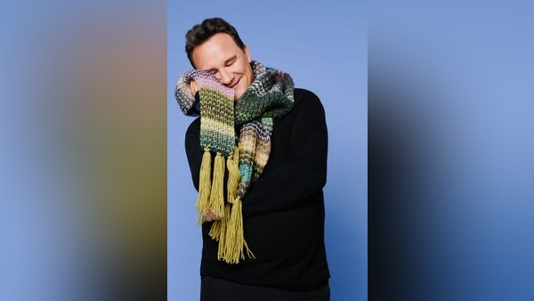 „Schal fürs Leben“: Was hinter der Charity-Aktion der „Brigitte“ steckt