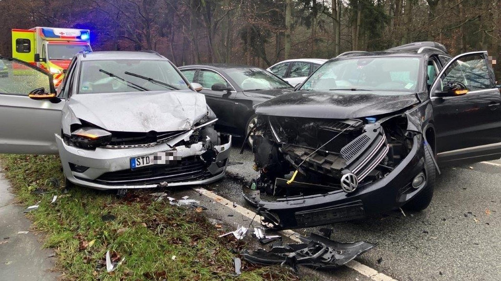 Unfall-mit-vier-Pkw-auf-der-B73-zwei-Verletzte-und-lange-Staus