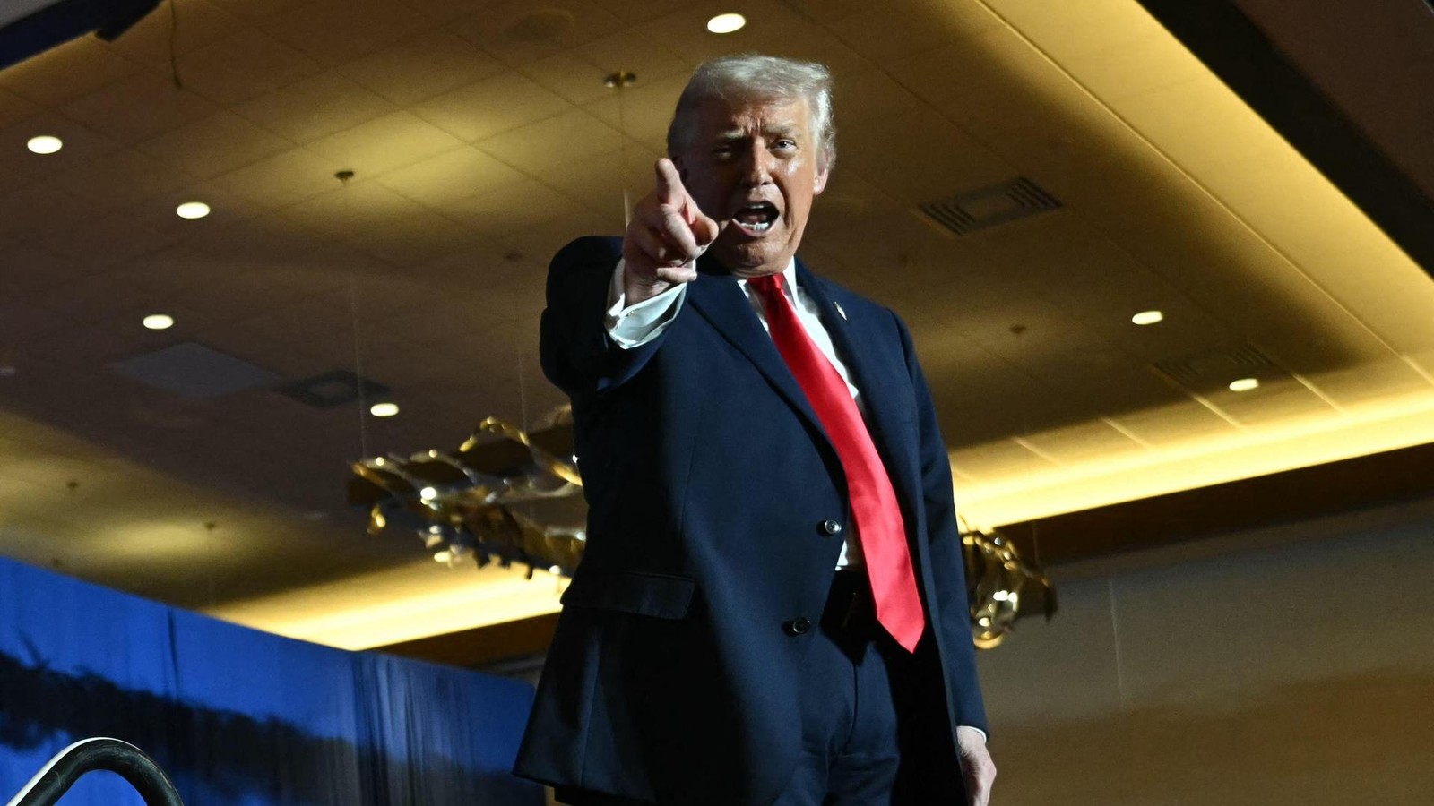 Er-beleidigt-er-droht-So-nimmt-Trump-uns-Deutsche-und-Europ-er-ins-Visier