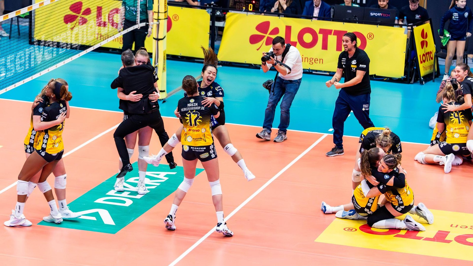 DVV-Pokal-B-renstarke-Suhler-Volleyballerinnen-schmettern-sich-ins-Finale