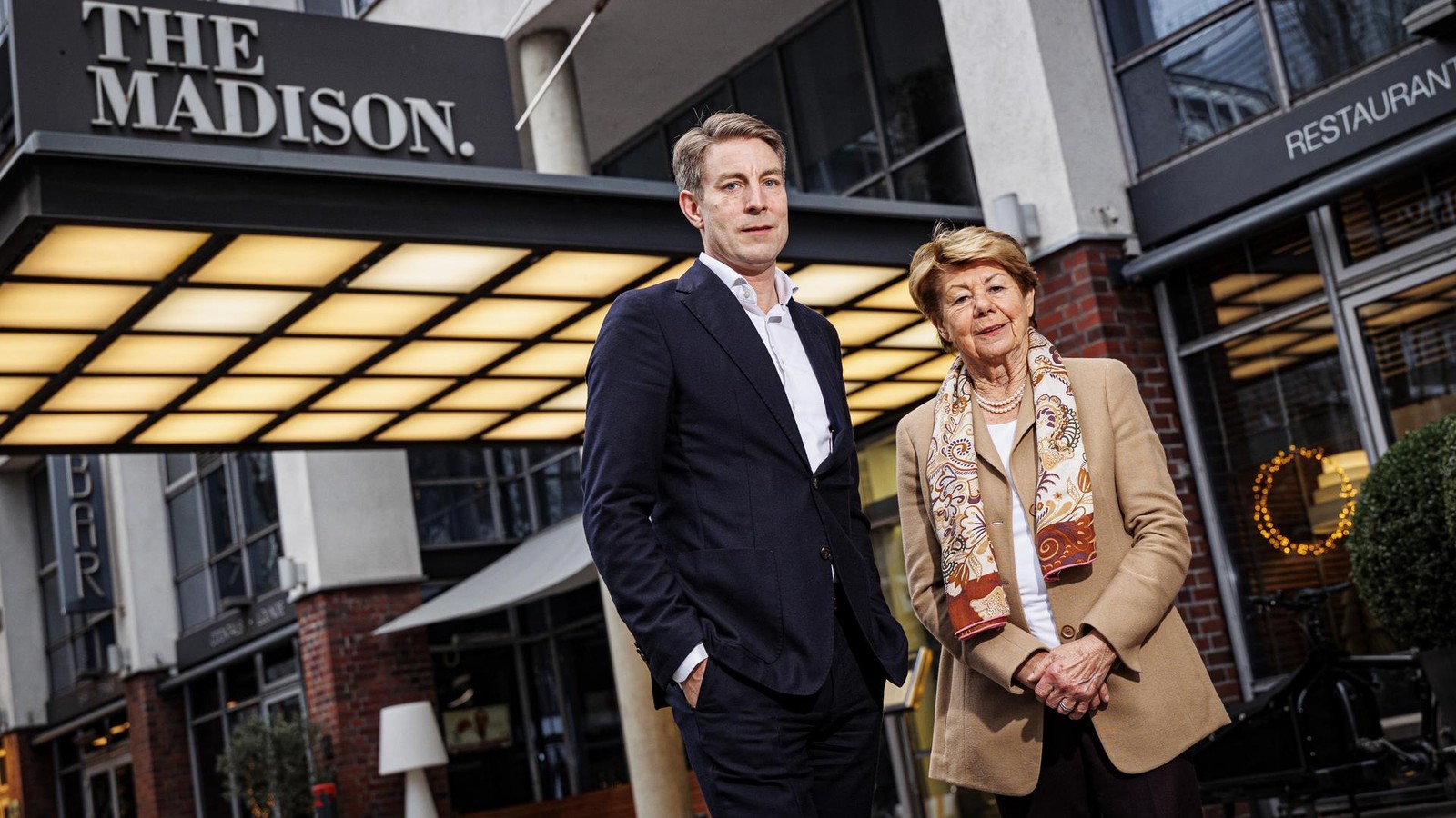 Zu-viel-L-rm-Hamburger-Promi-Hotel-und-Fitnessclub-m-ssen-Zwangspause-einlegen