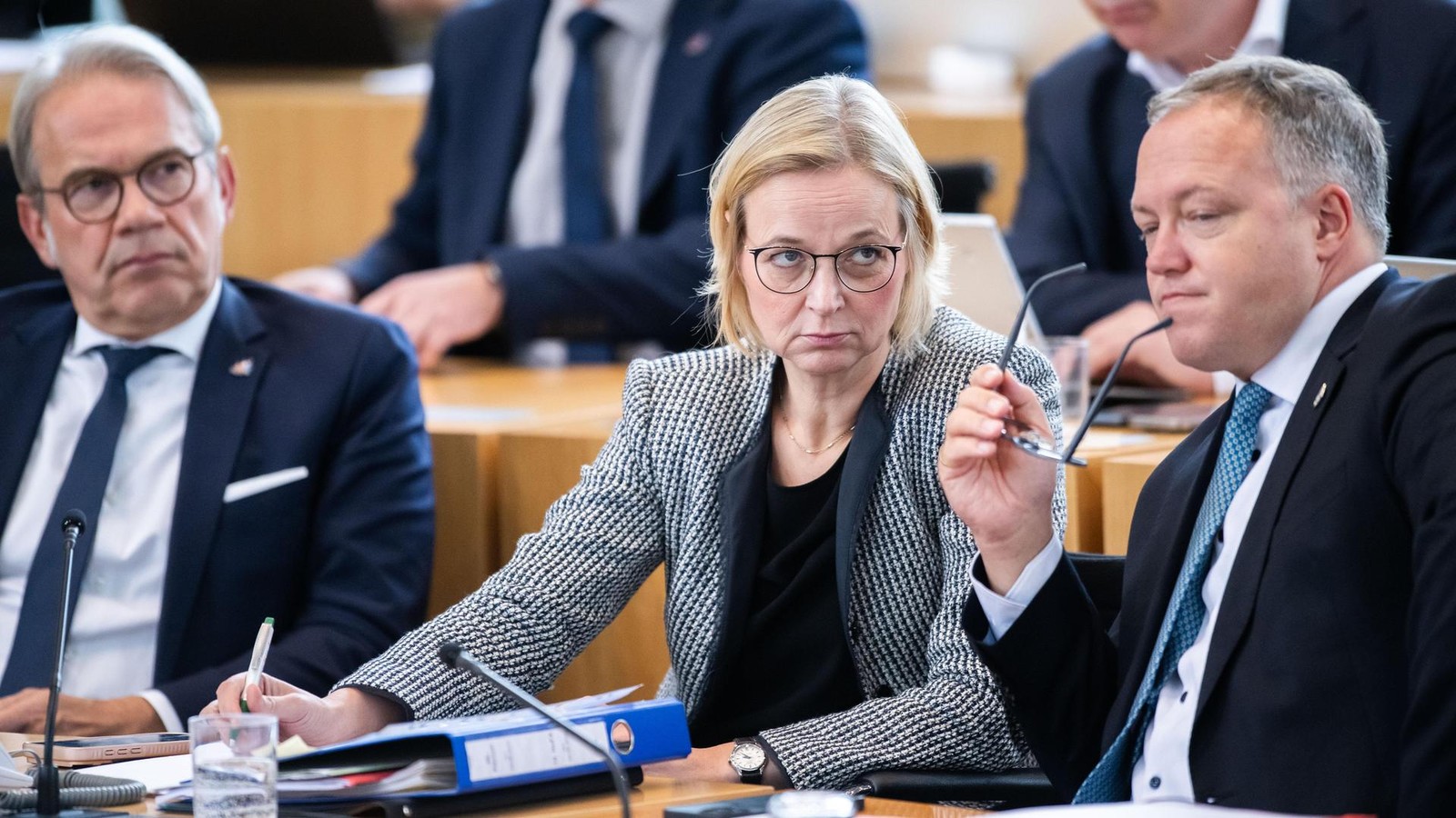 Ein-Jahr-Landesregierung-in-Th-ringen-Diese-Partei-profitiert-von-der-Brombeere-