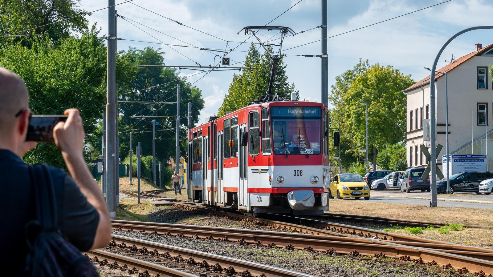 Gothaer-Stra-enbahn-Chef-nimmt-Stellung
