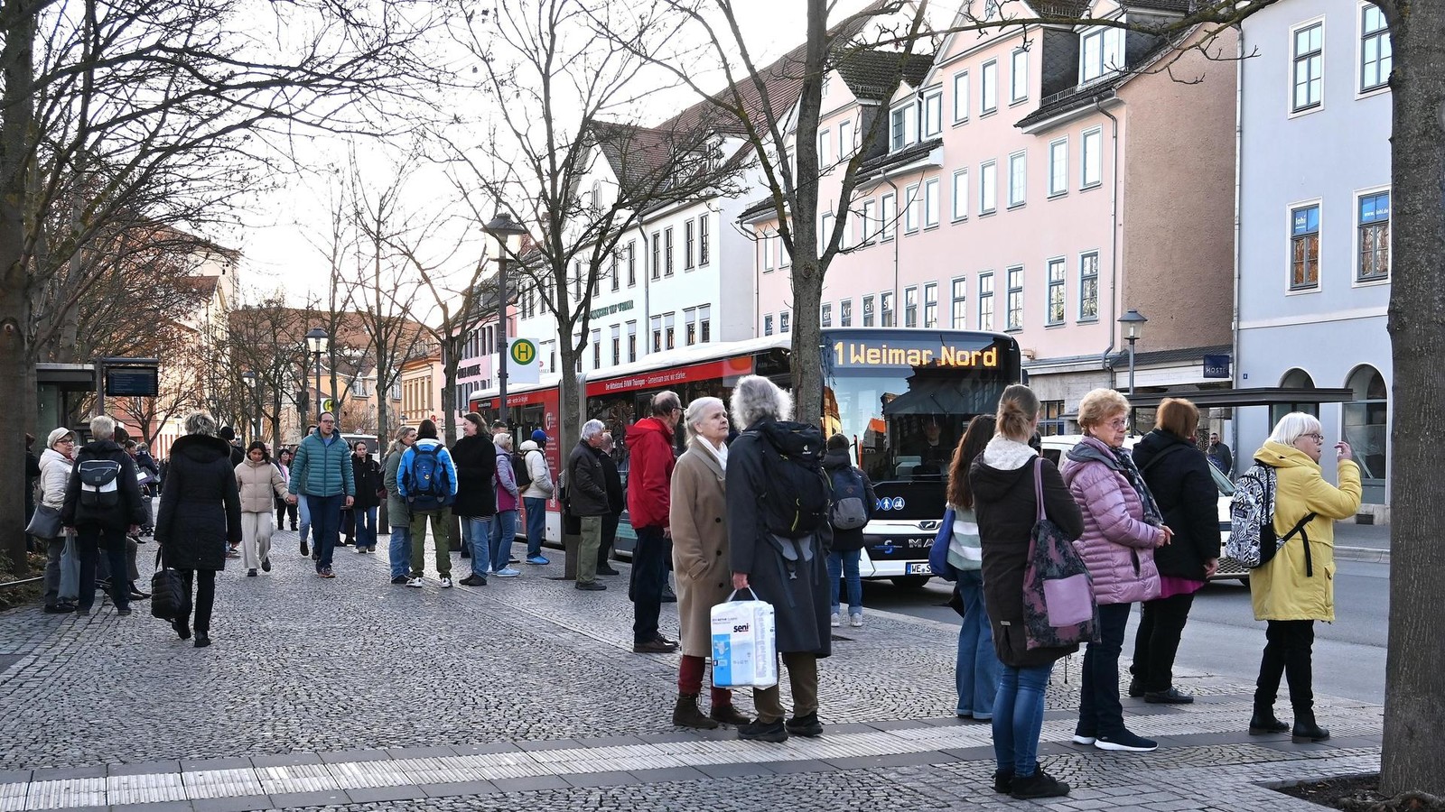 Weimar-stimmt-f-r-den-Busverkehr-der-Zukunft