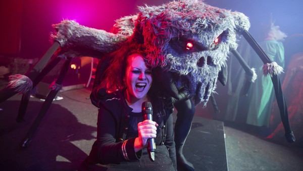 Die Puppen tanzen wieder: Braunschweigs Kult-Serie „Der Drecksclub“ ist zurück