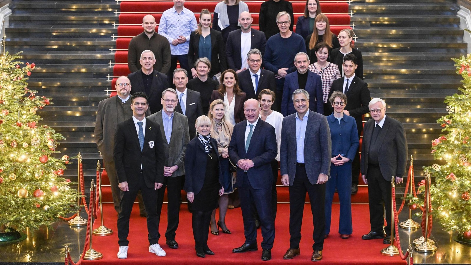 Auch-Linke-Gr-ne-und-Christen-arbeiten-mit-an-der-Olympia-Bewegung